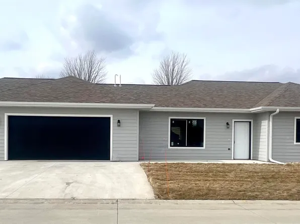 1850 23rd St Unit 52, Spirit Lake, IA 51360