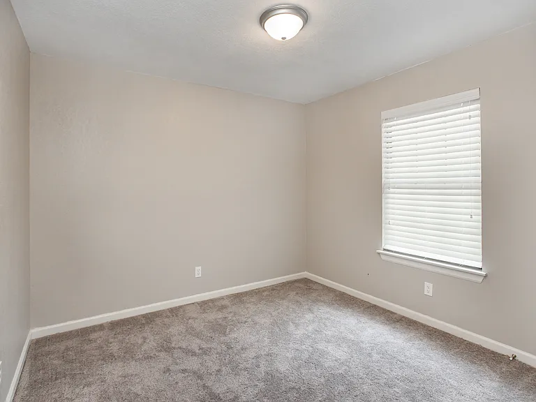 3491 Longview Dr — Photo 27