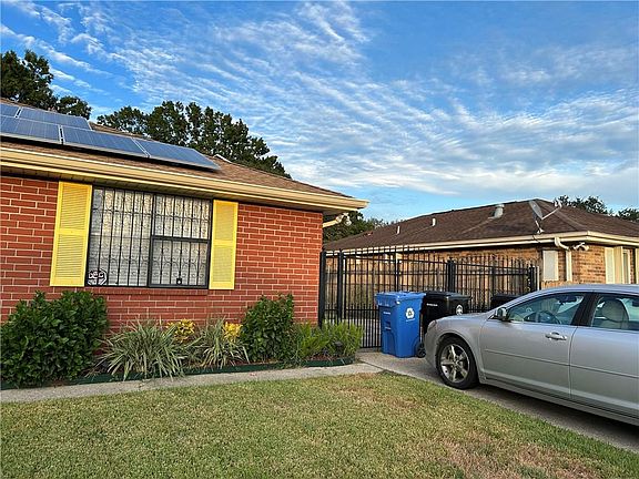 3rd image of 7519 Sandy Cove Dr