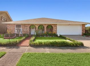 2701 Jean Lafitte Pkwy, Chalmette, LA 70043