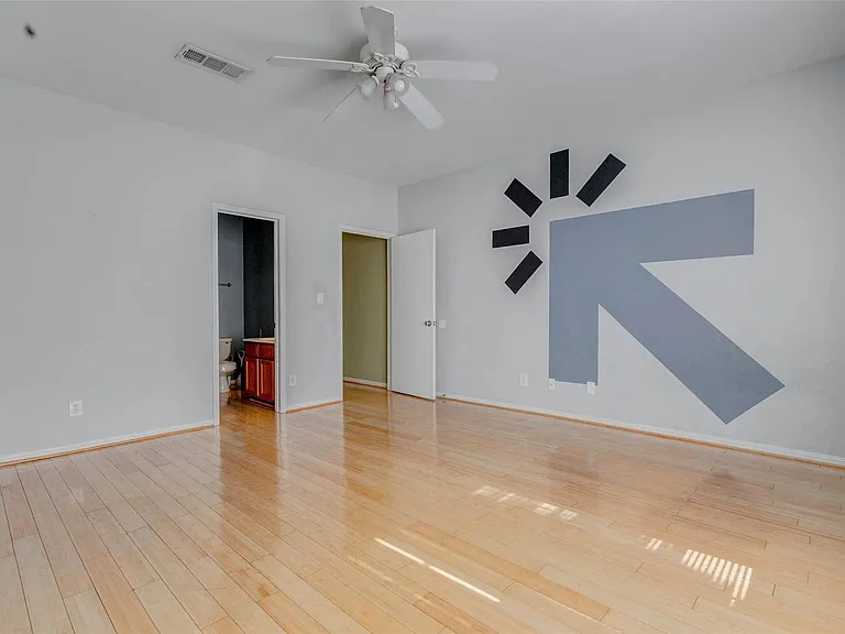 3800 Tanglewilde St #102 — Photo 8