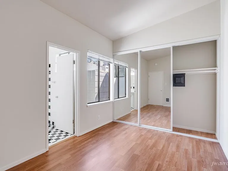 1601 Grant Ave #3D — Photo 11