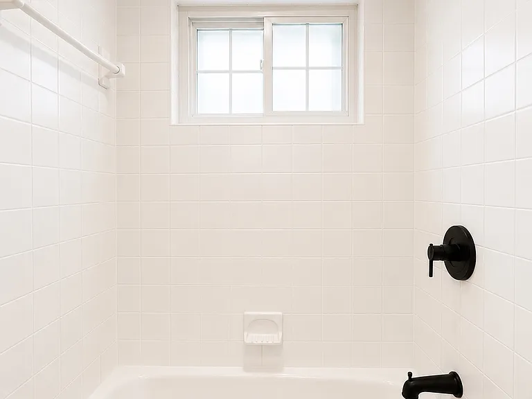 48 Shawmut St #1 — Photo 14