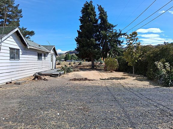 3rd image of 41 Jennings Ln