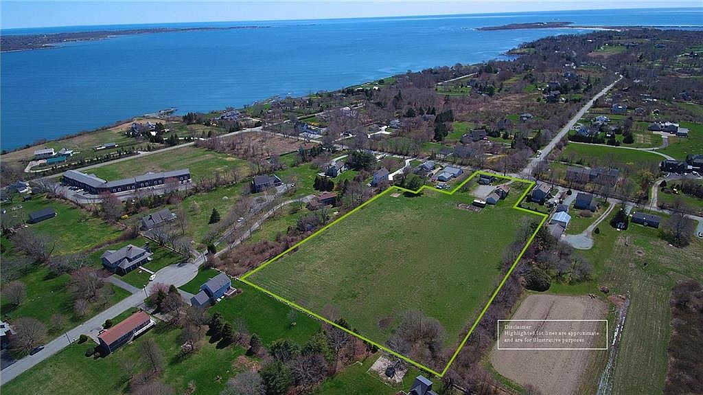 206 Peckham Ave, Middletown, RI 02842 Zillow