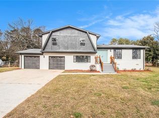 3862 Northstrand Dr, Decatur, GA 30035