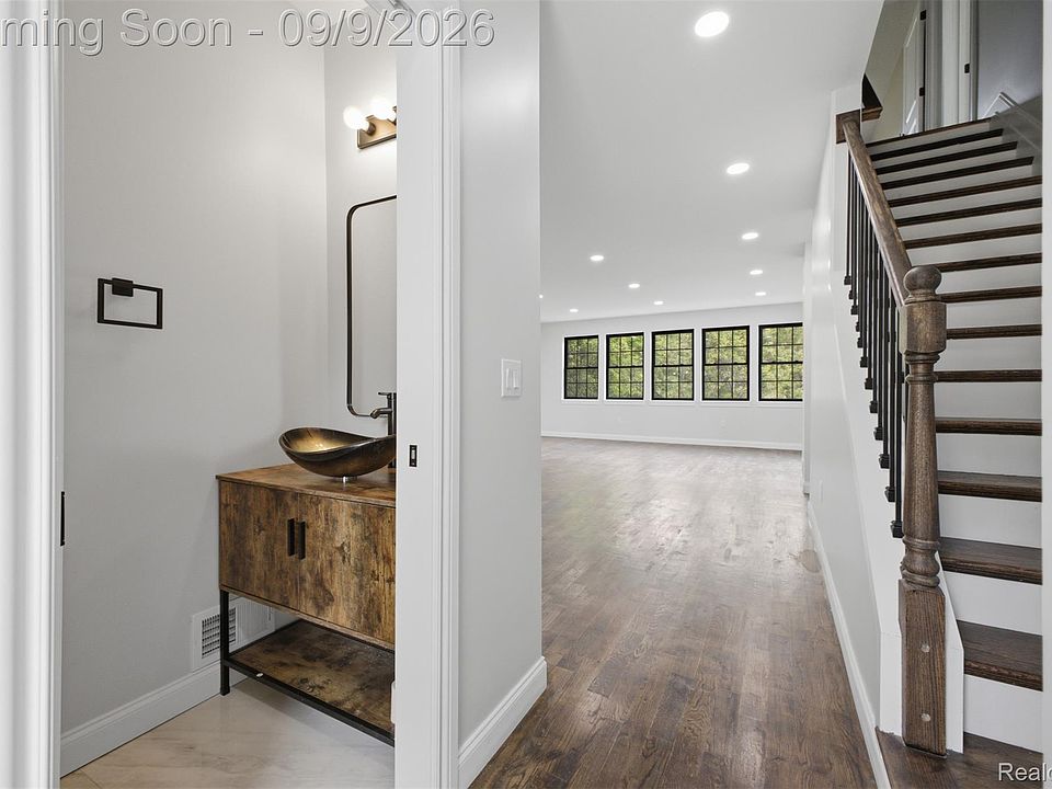 27416 Sunnydale St, photo 30