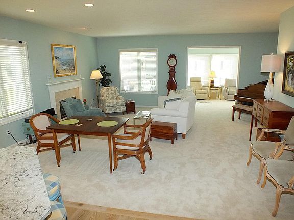 2nd image of 1317 Saint Andrews Dr