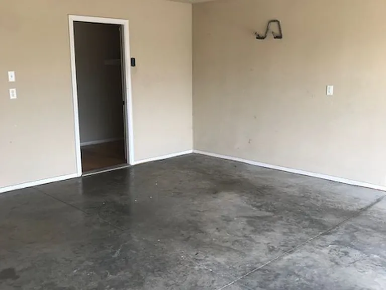 6017 Trammel Estates Dr — Photo 18