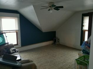 1610 Central St #A, Oshkosh, WI 54901