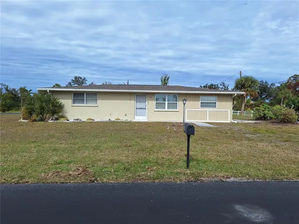 858 E 7th St, Englewood, FL 34223