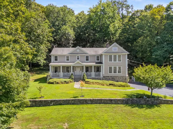 279 E Middle Patent Rd, Greenwich, CT 06831