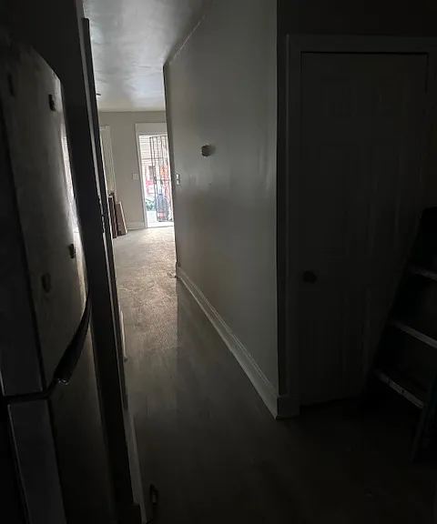 103 E 24th St #1 — Photo 14