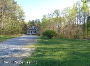 8741 A Fulp Rd, Stokesdale, NC 27357