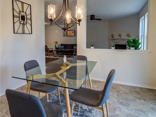 611 Elizabeth Ln, Bastrop, TX 78602