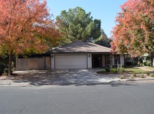 1104 Pistachio Ave, Clovis, CA 93611