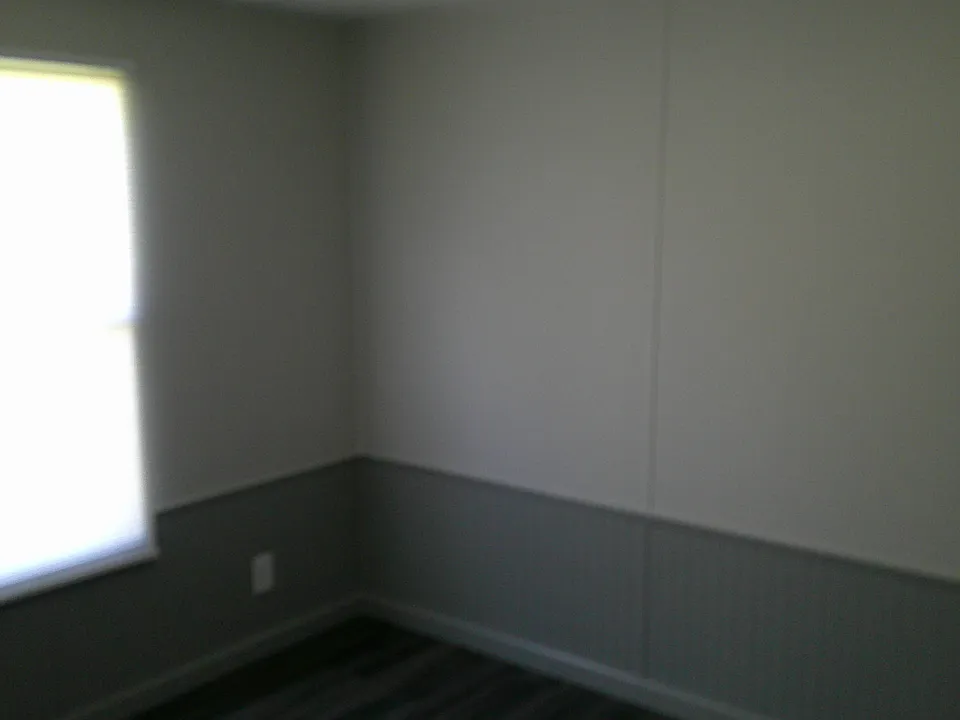 103 Eastport Ln