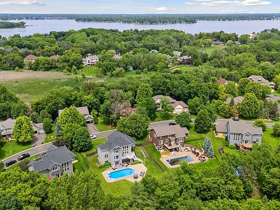 2nd image of 5675 Marsh Pointe Dr