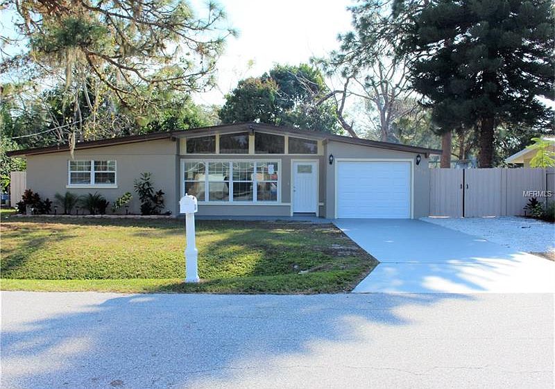1st image of 3824 Prado Dr