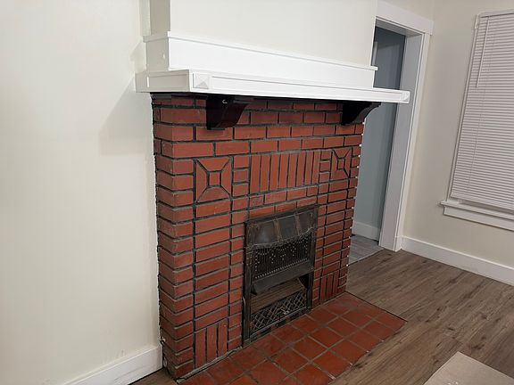 3rd image of 613-615 Gettysburg St #A