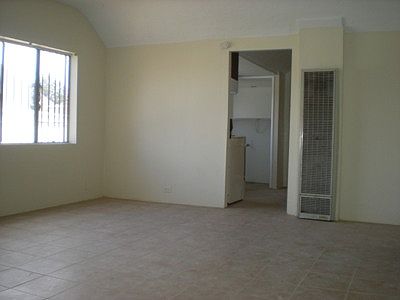 2nd image of 623 W Sepulveda St