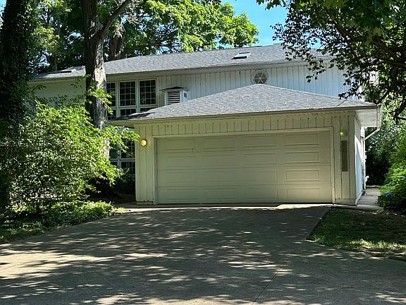 30146 Lake Road
Bay Village, OH