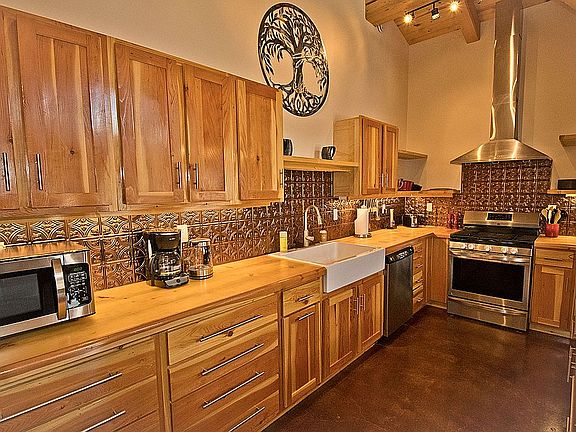 5th image of 1525 Whispering Hills Trl