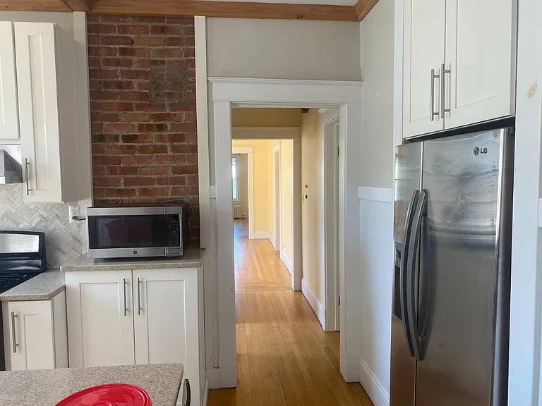 517 New Scotland Ave #2F — Photo 9