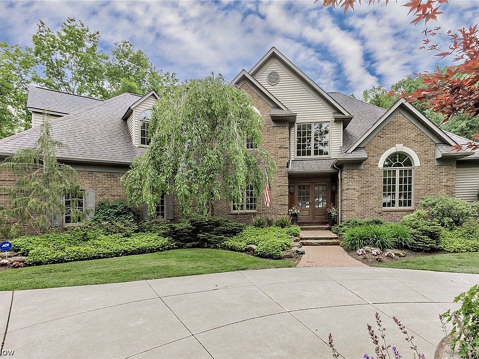 115 Edgewood Ct, Chagrin Falls, OH 44022 Zillow