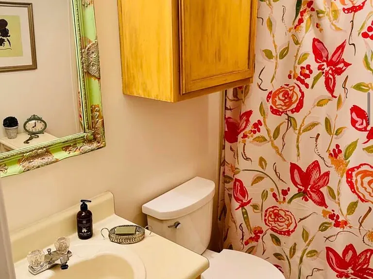 102 Riverbend Dr — Photo 12