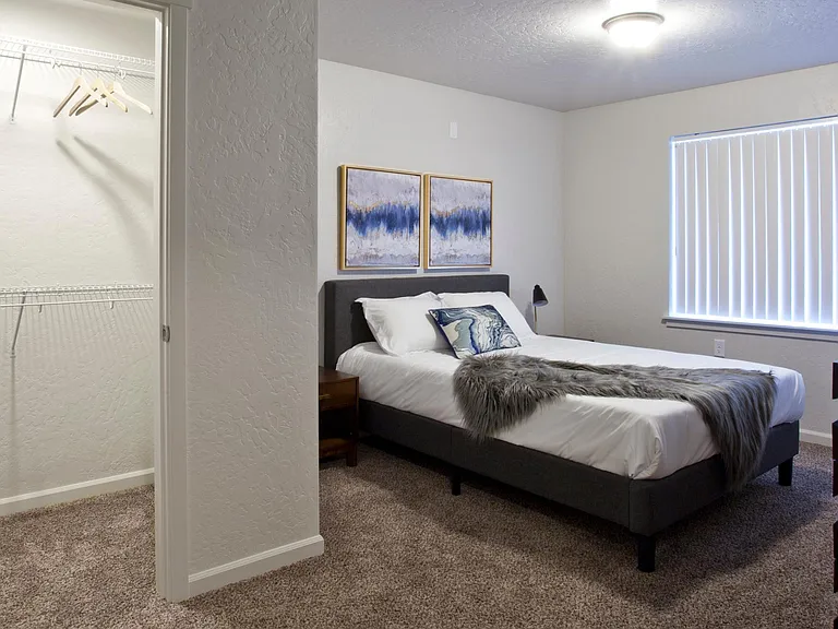 2x2 Primary bedroom