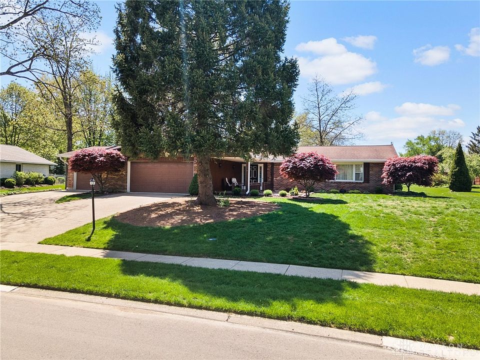 1st image of 470 Roselake Dr