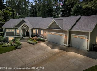 3910 Taelor Cir, Dewitt, MI 48820