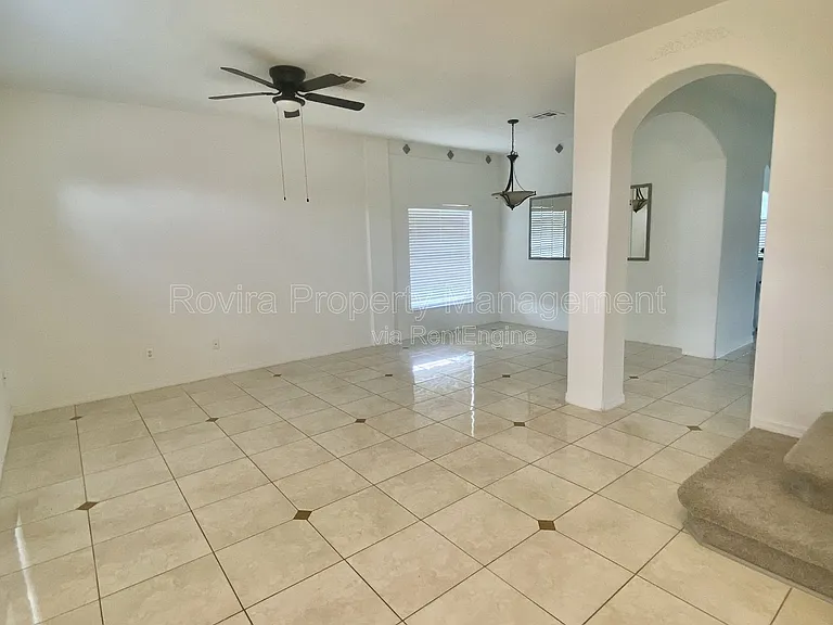 1690 Big Oak Ln — Photo 2