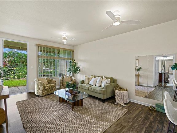3rd image of 143 Hoowaiwai Loop APT 2802