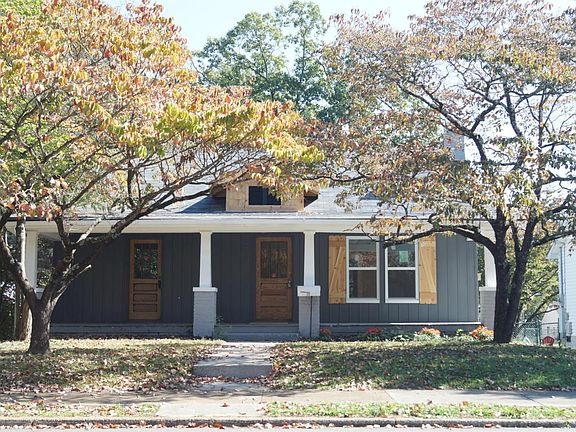 2nd image of 724 E Oak Hill Ave