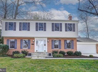 7508 Elmore Ln, Bethesda, MD 20817