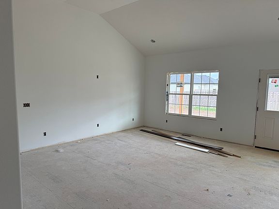 5th image of 2605 W Webb Road