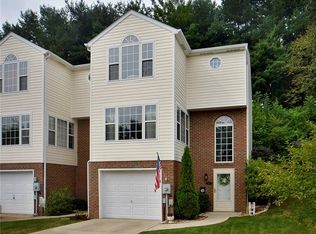 4 Fairway Dr, Delmont, PA 15626