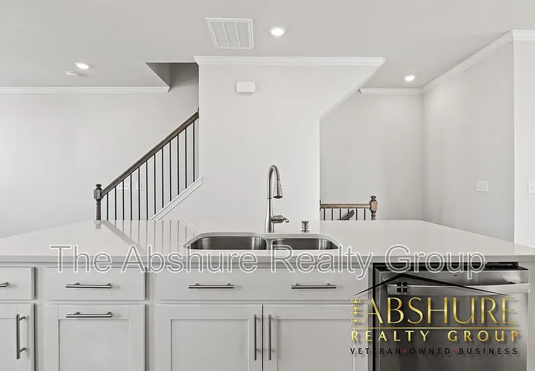 2607 Chert Ln — Photo 8