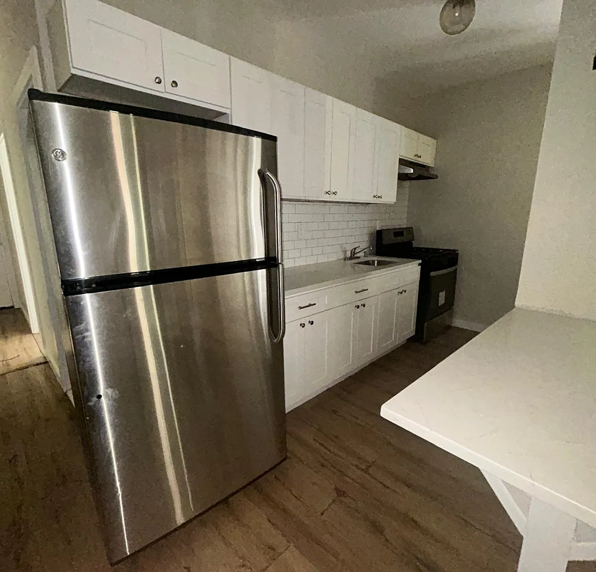 3 bed, $2,100 — Photo 4