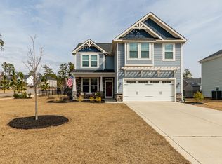 205 Parrish Ln, Whispering Pines, NC 28327