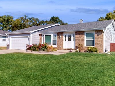 1410 N Scully Dr, McHenry, IL, 60050