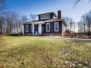 14001 Kane Rd, Stockbridge, MI 49285