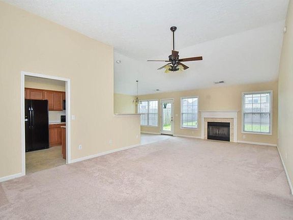 4th image of 3917 Winthrop Dr