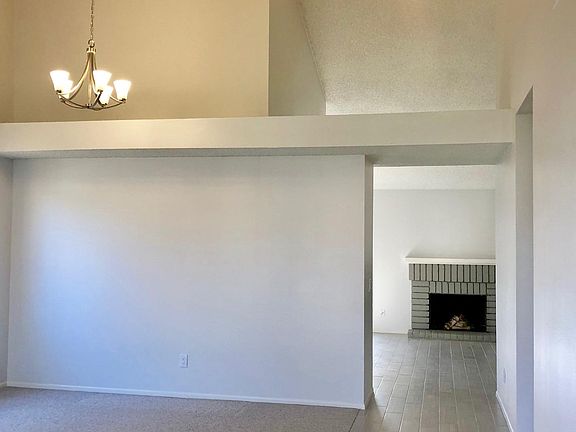 5th image of 2248 S Pinehurst Pl