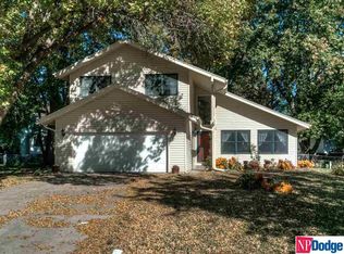 1415 Saint Joachin Ct, Bellevue, NE 68005