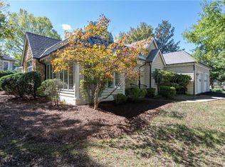 130 Linden Pl, Bermuda Run, NC 27006