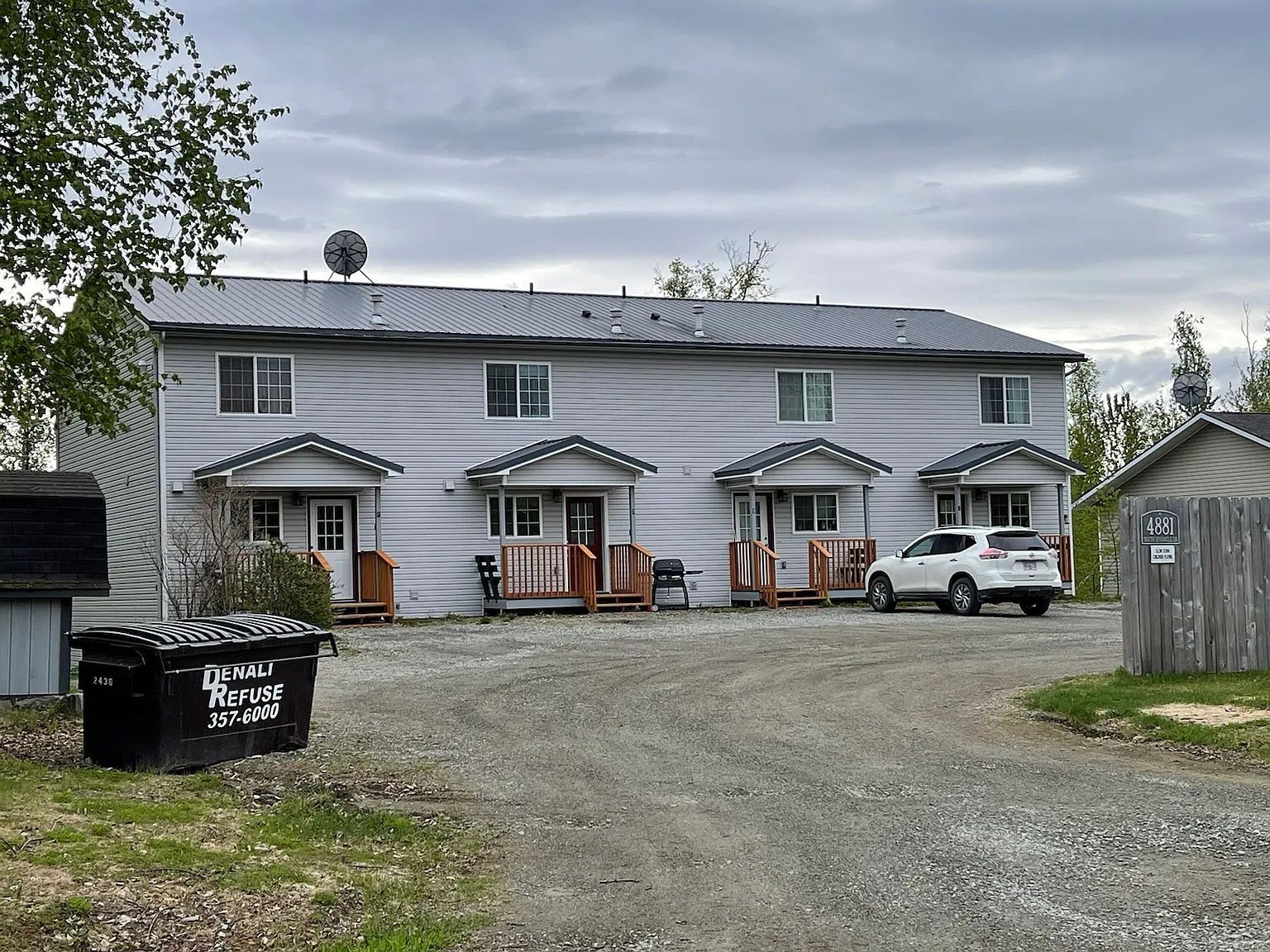 2 bed, 1.5 bath, 1200 sqft, $1,800 — Photo 1