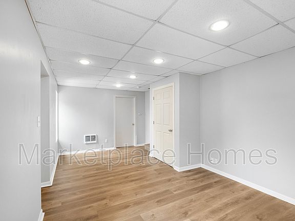 4th image of 39 Madison Ave Unit B